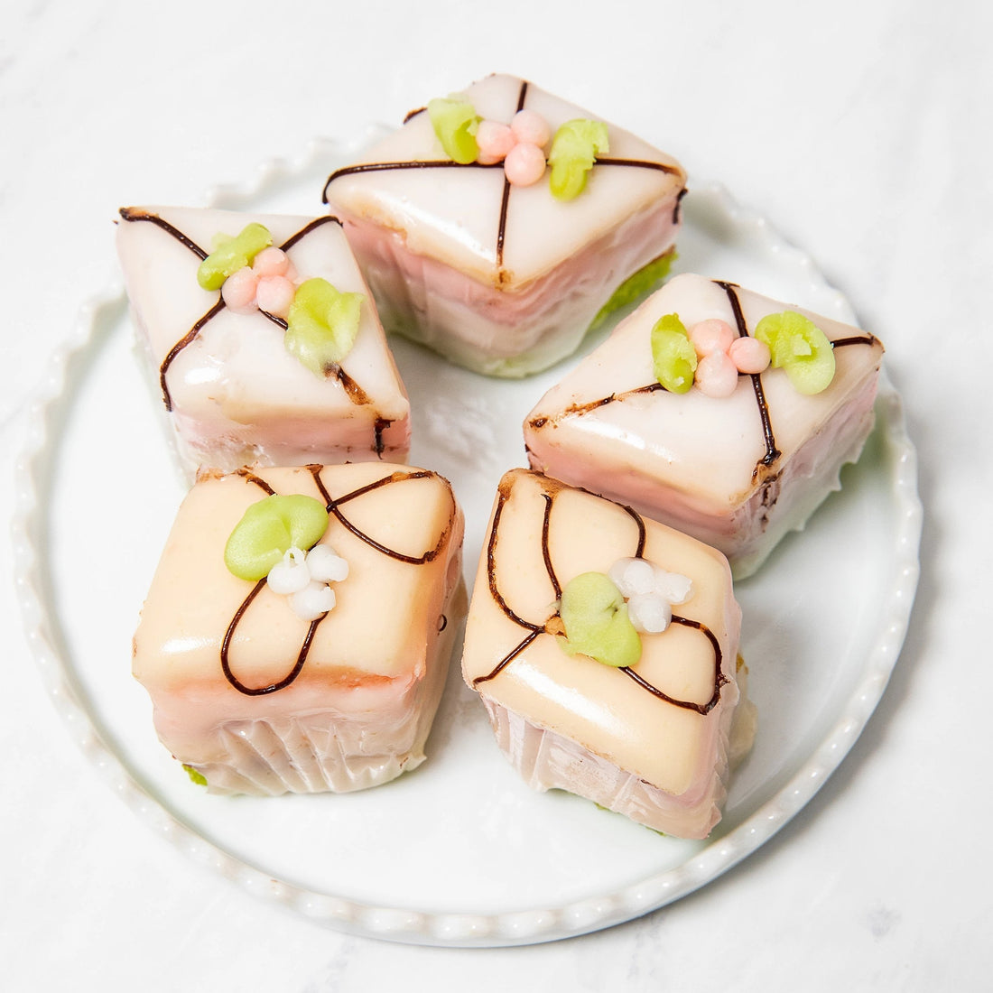 A Small Cake With Very Good Taste