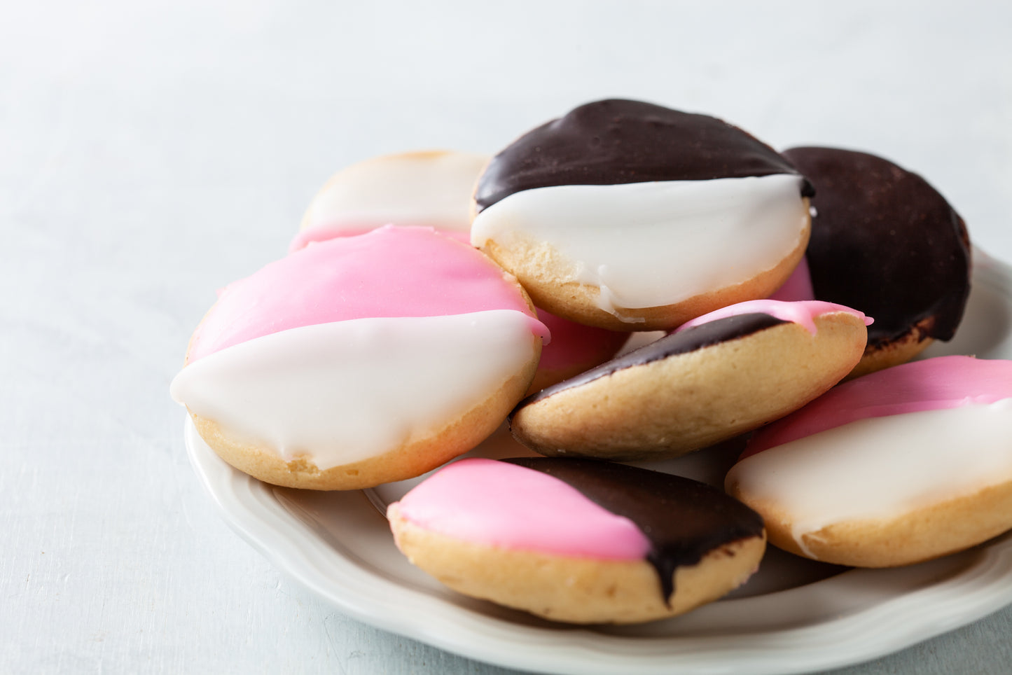 The Perfect Baby Shower Black & White Cookies